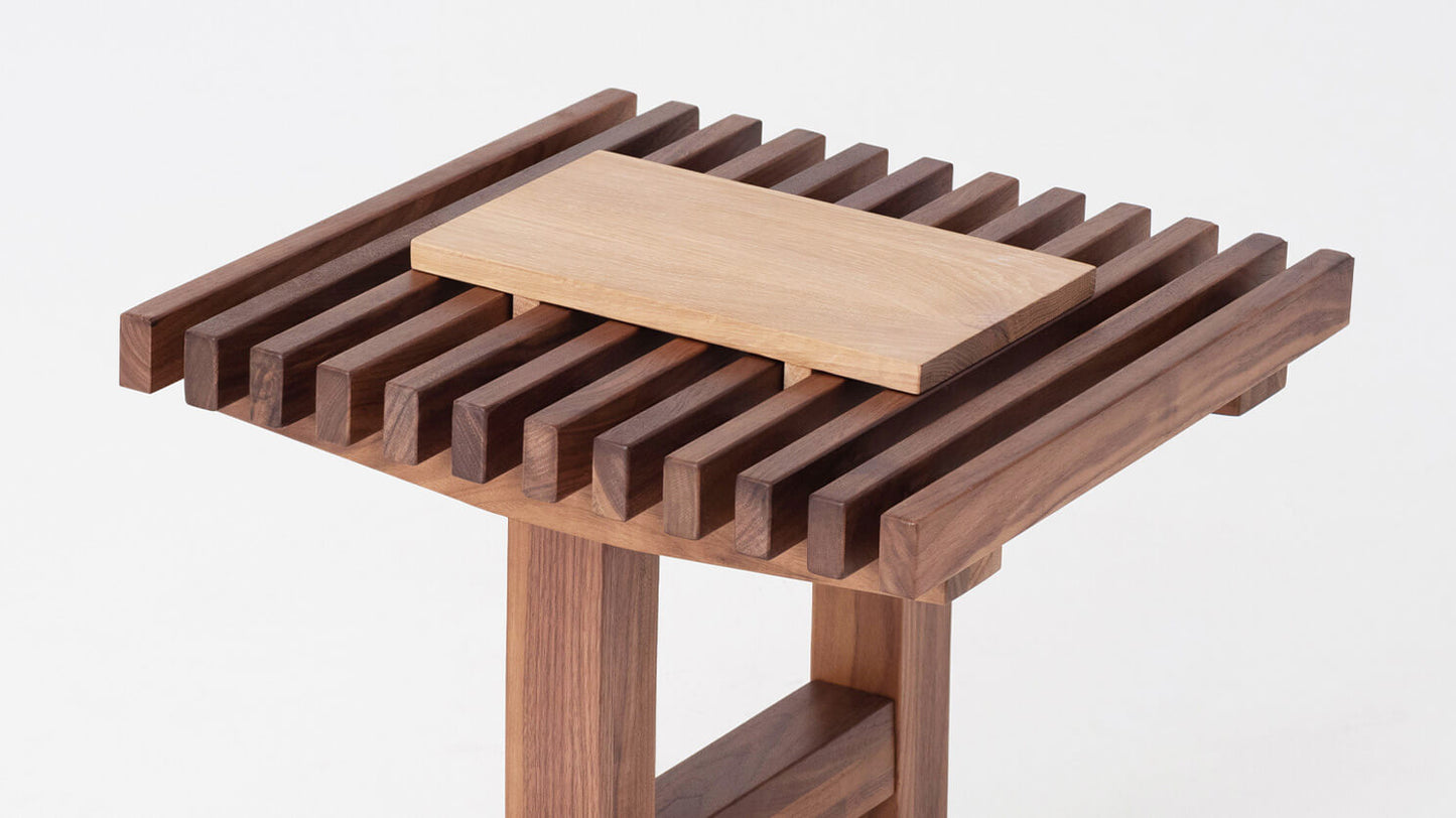 Ban End Table