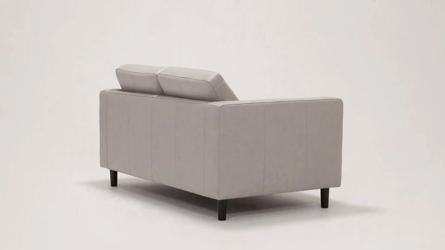 Solo Loveseat
