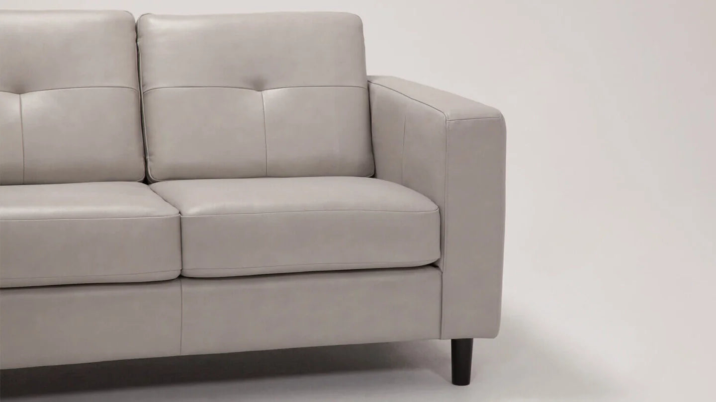 Solo Loveseat