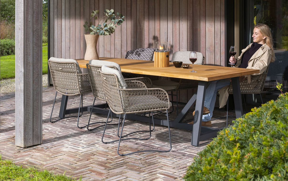 Aprilla Outdoor Dining Chair