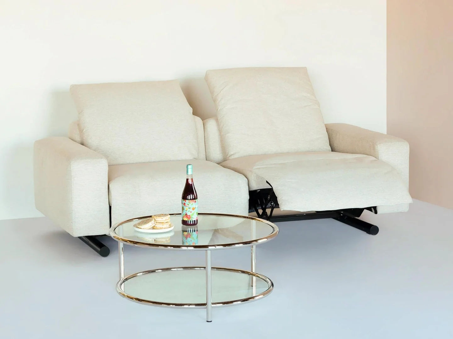 Era Reclining Sofa 84"