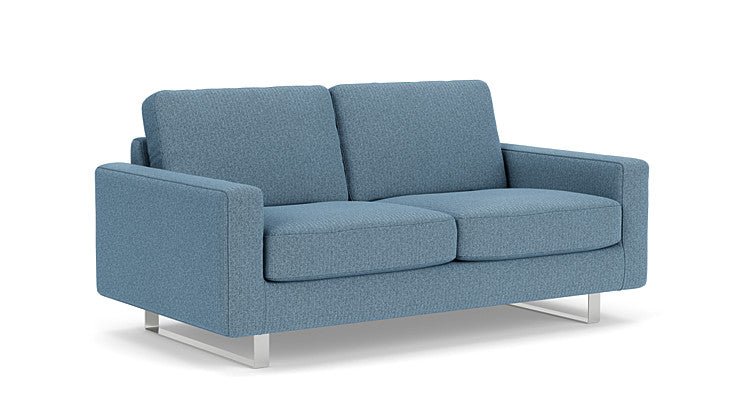 Oskar Loveseat