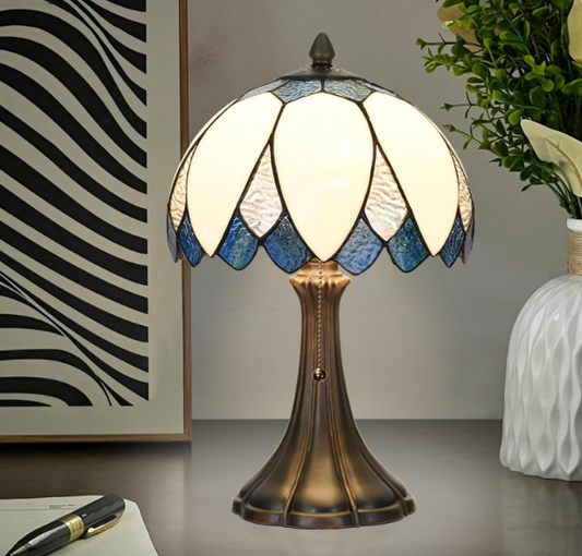 Blue & White LotusTiffany Table Lamp