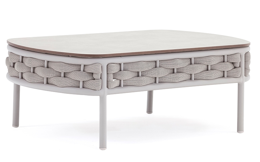 Loop Outdoor Oval Coffee Table