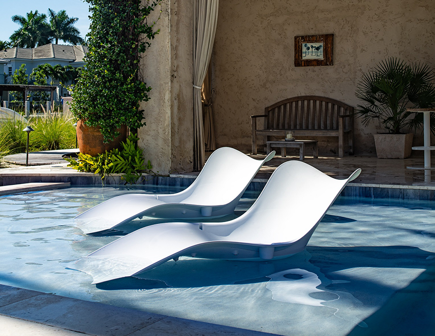 Ocean In-Pool Chaise