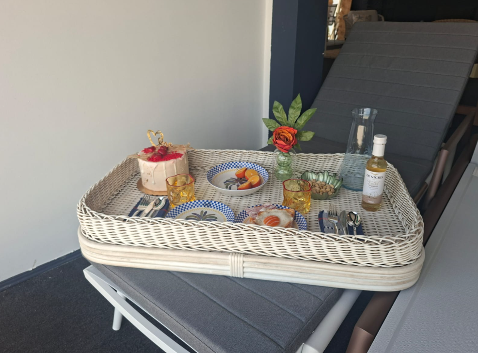 Woven Floating Serving Tray