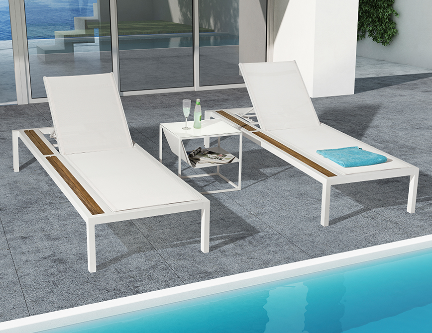 Oasis Outdoor Chaise Lounge