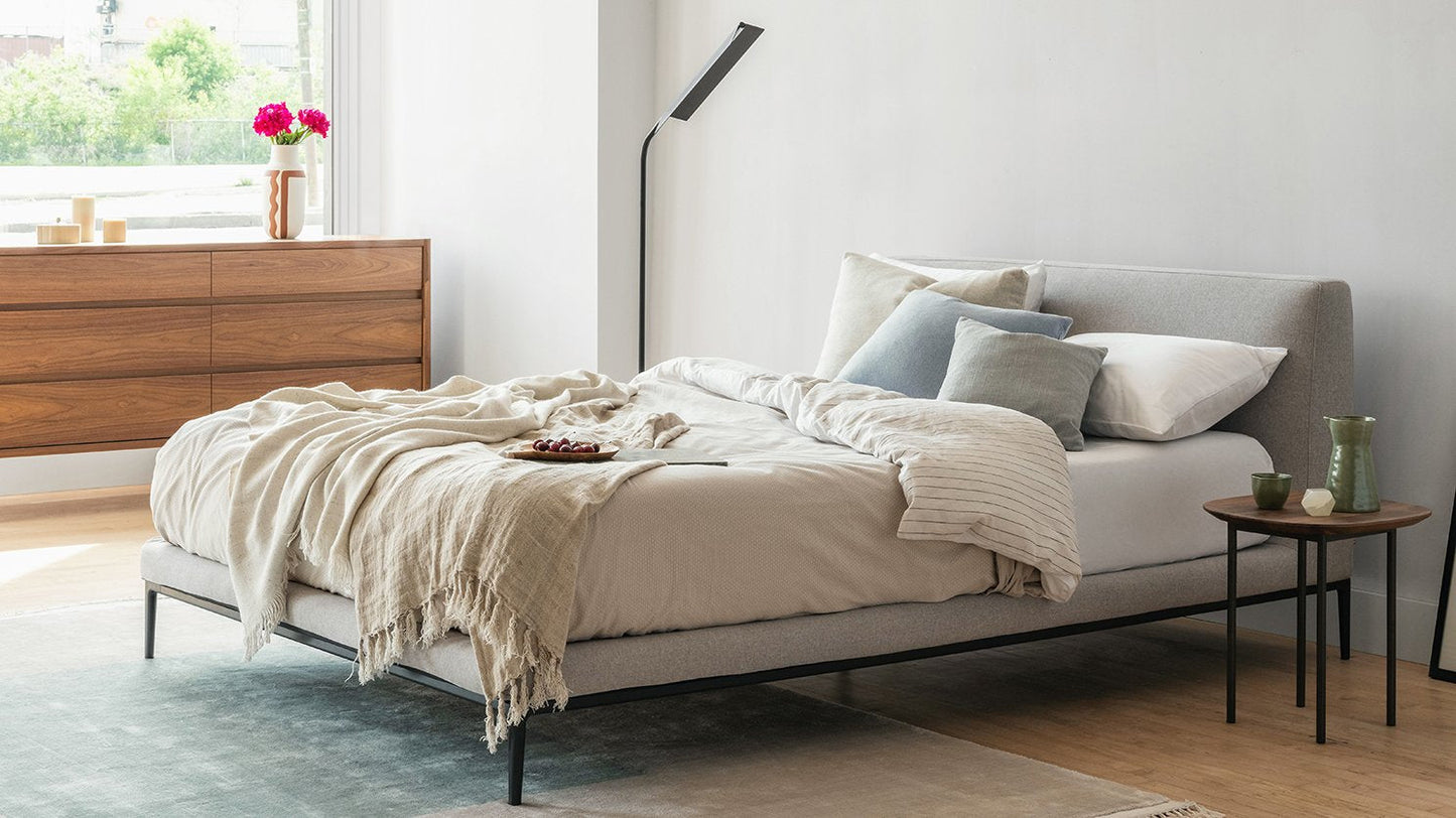 Oma Bed